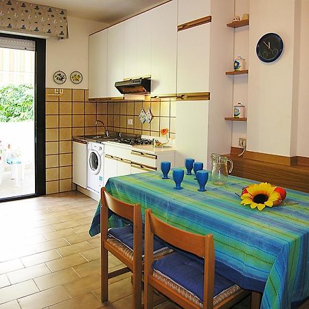 Appartamenti Nasse Bibione Exteriör bild